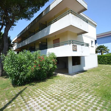Isotta Apartment Bibione Bagian luar foto