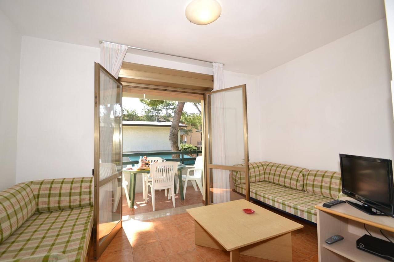 Isotta Apartment Bibione Bagian luar foto